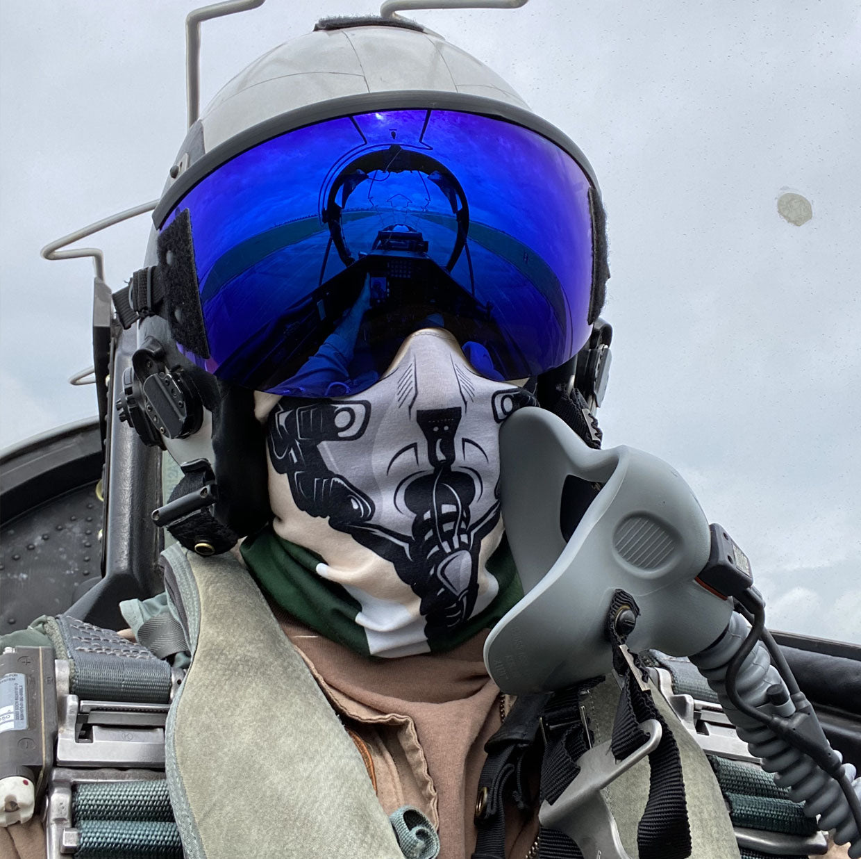 Fighter Pilot Oxygen Face Mask - RadarContact
